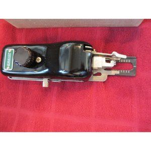 VINTAGE GREIST ROTARY BUTTONHOLDER WITH 4 TEMPLATES MID 1950'S VERY GOOD